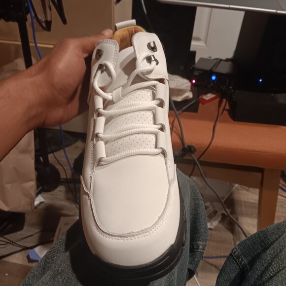 Fly land shoes